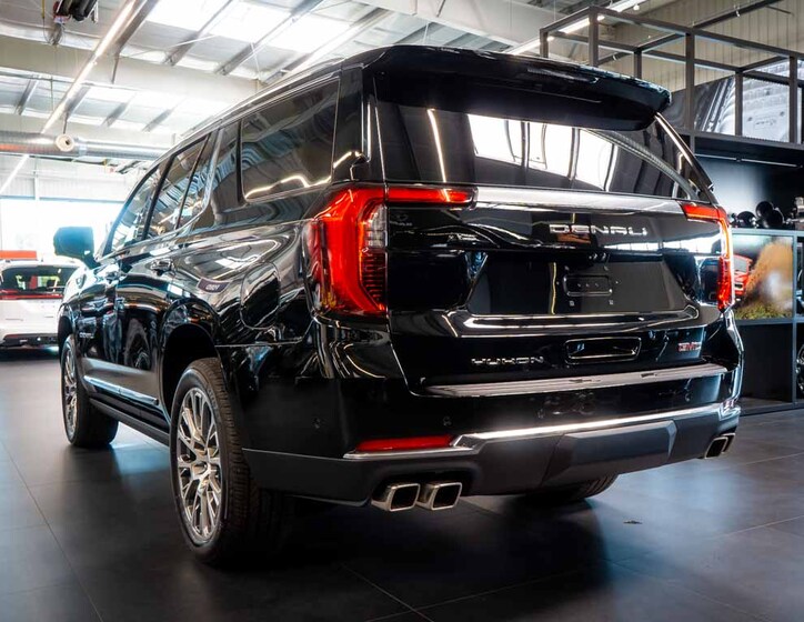 GMC Yukon 3