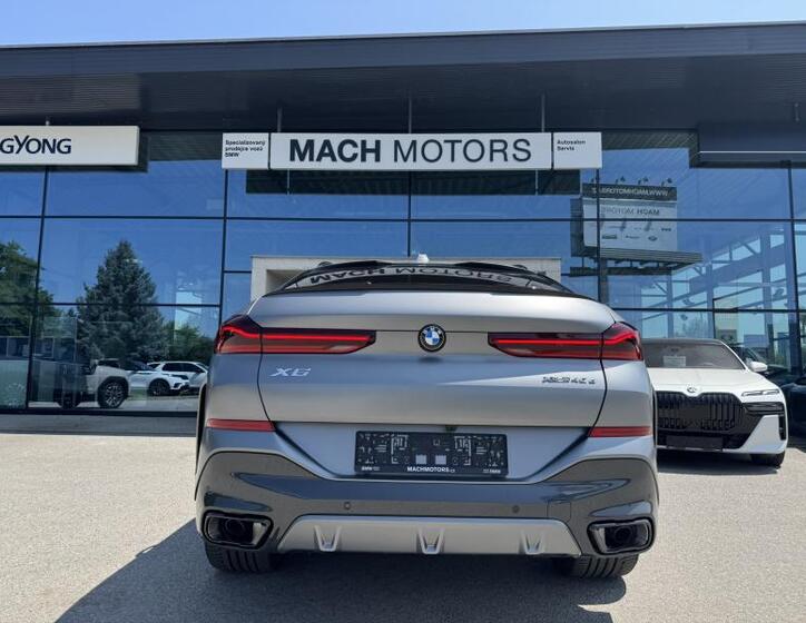 BMW X6 9