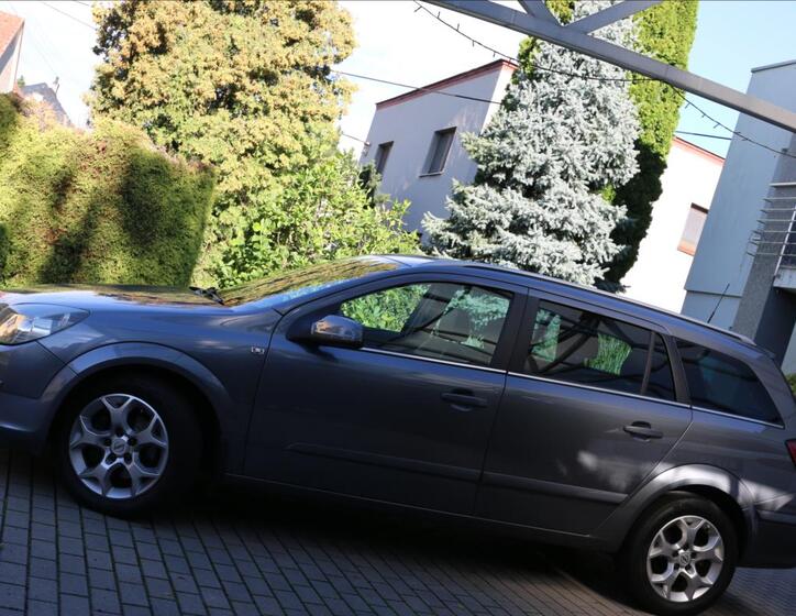 Opel Astra 11