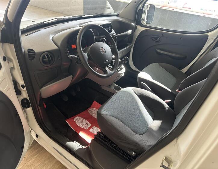 Fiat Dobló 9