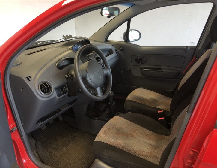 Chevrolet Spark 9