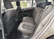 Volkswagen Golf 12