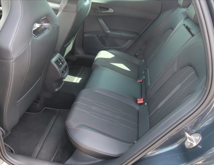 Cupra Formentor 11