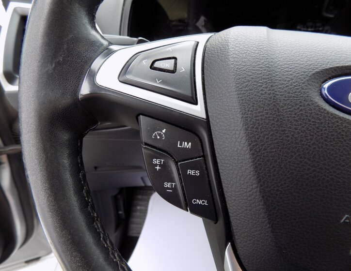 Ford S-MAX 28