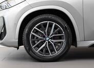 BMW iX1 6