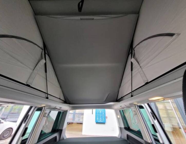 Volkswagen California 33