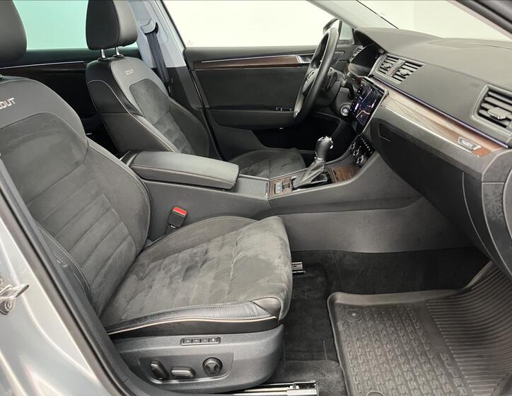 Škoda Superb 23