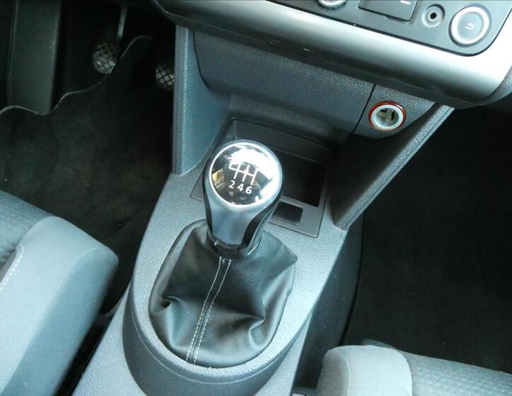 Volkswagen Touran 19