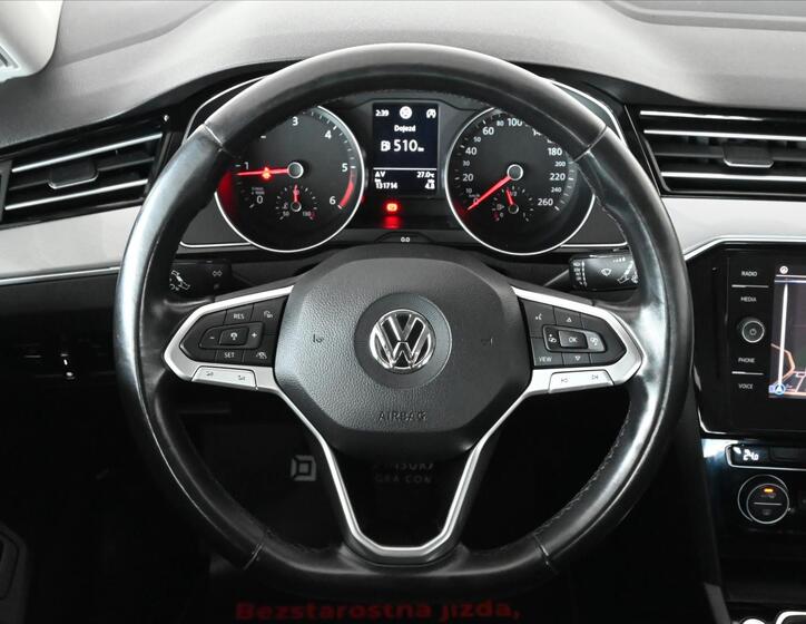 Volkswagen Passat 16