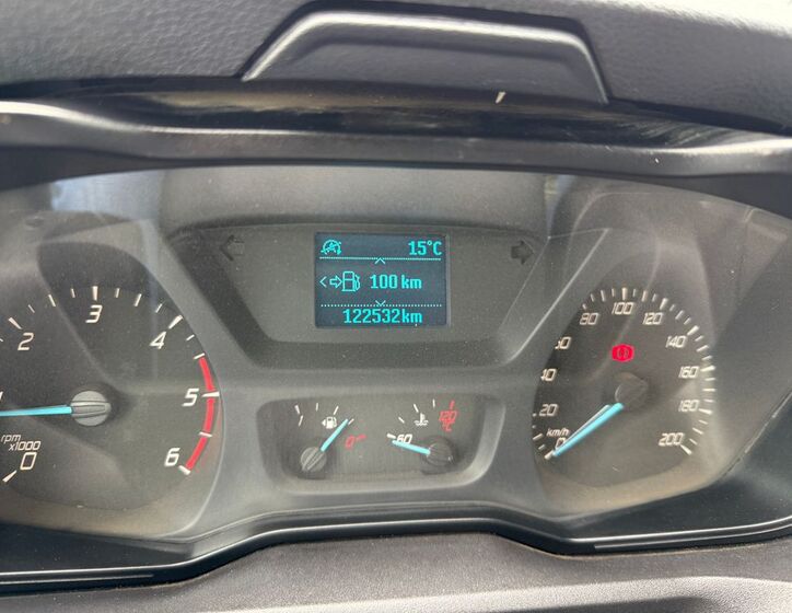 Ford Transit 8
