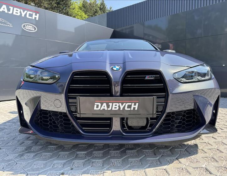BMW M4 7