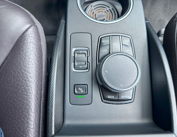 BMW i3 32