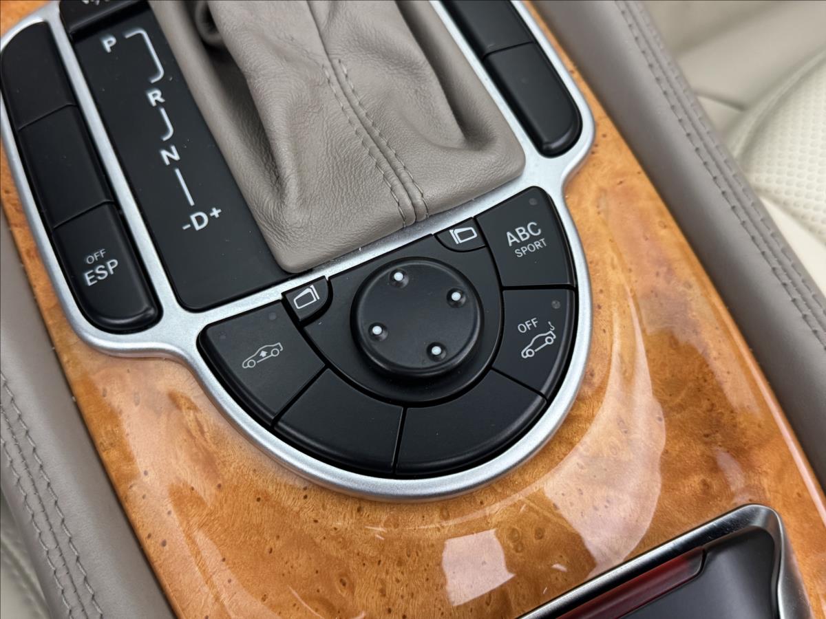 Mercedes-Benz SL