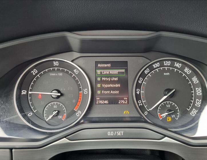 Škoda Superb 20