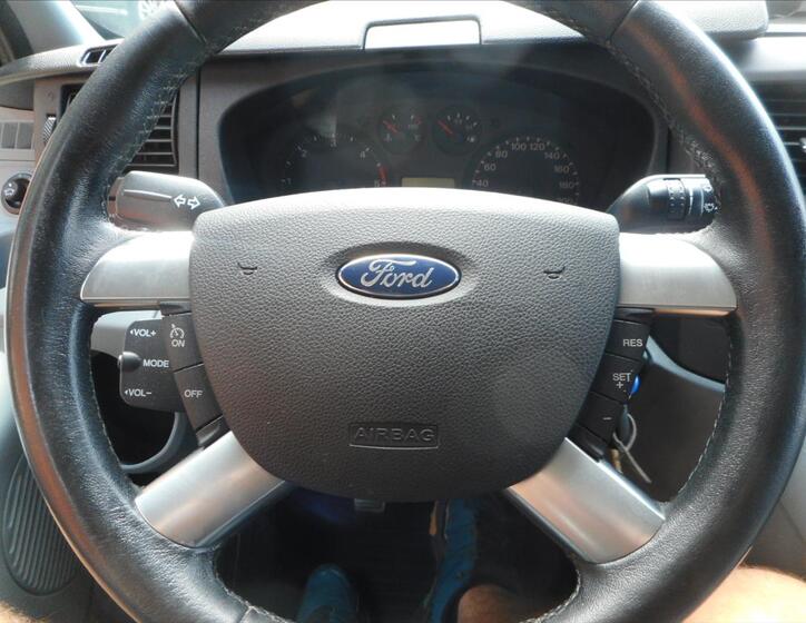 Ford Transit 12