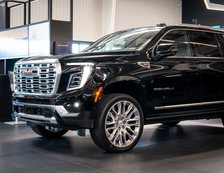 GMC Yukon 16