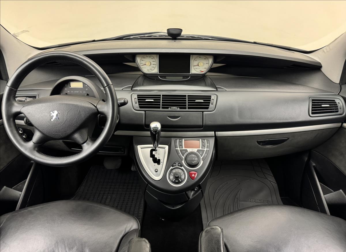 Peugeot 807