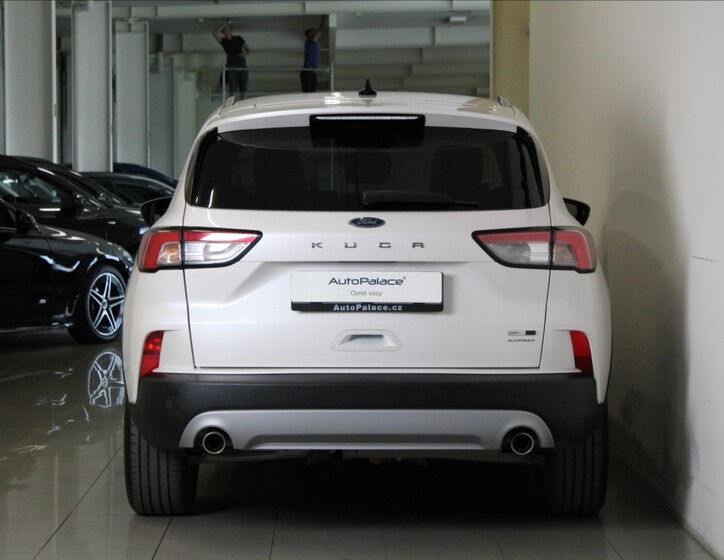 Ford Kuga 4