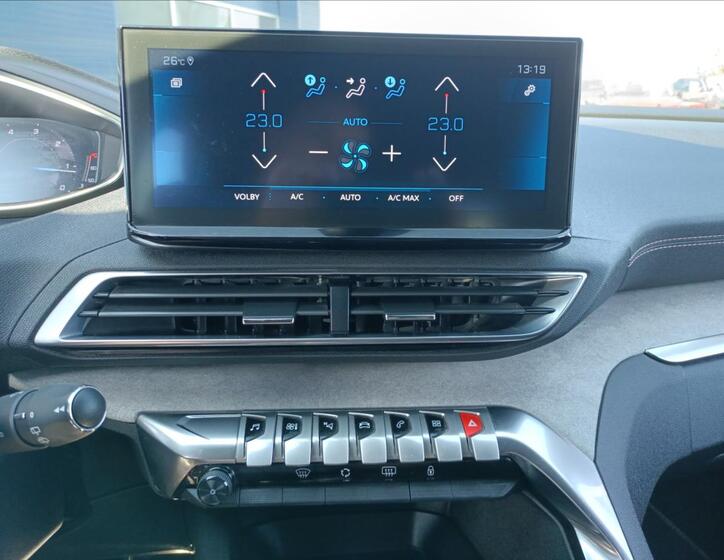 Peugeot 5008 25