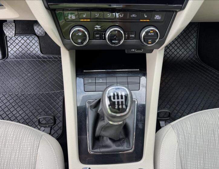 Škoda Octavia 34