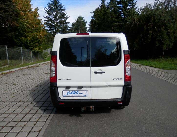Peugeot Expert 8