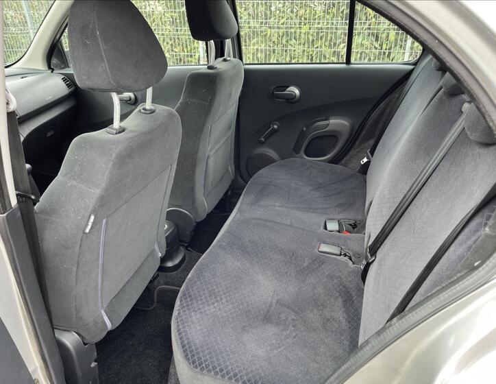 Nissan Micra 12