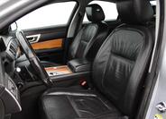 Jaguar XF 10