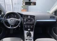 Volkswagen Golf 12
