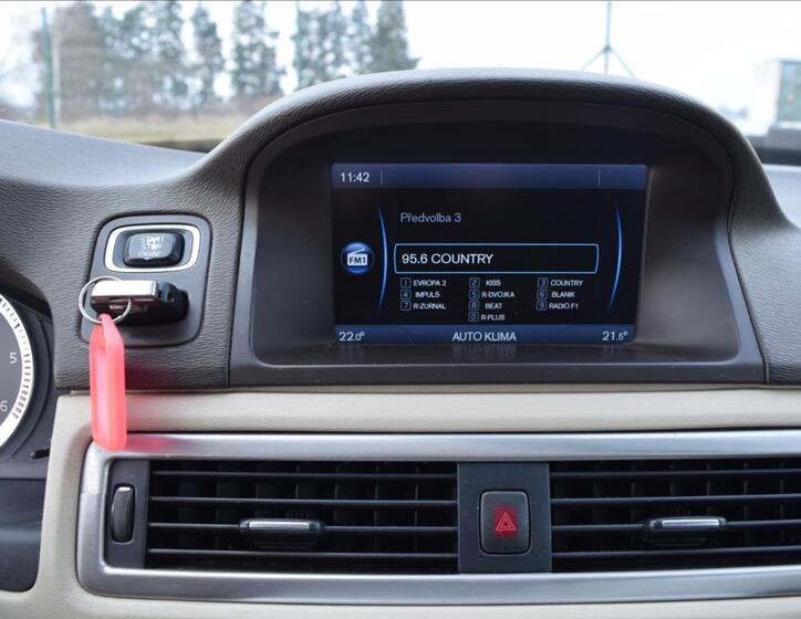 Volvo XC70 37