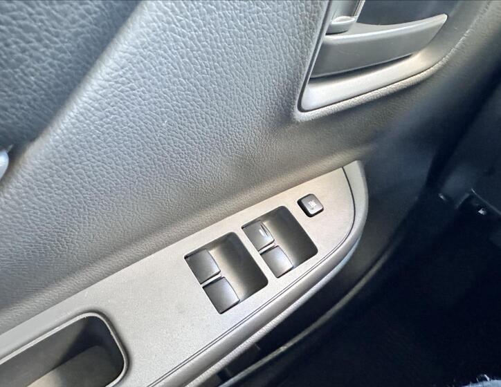 Mitsubishi L200 21