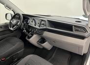 Volkswagen Caravelle 19