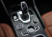 Alfa Romeo Giulia 23