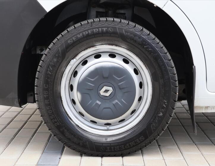 Renault Master 25