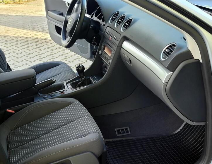 Seat Exeo 23