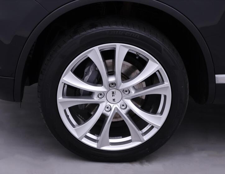 Volkswagen Touareg 36