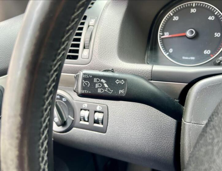 Volkswagen Touran 24