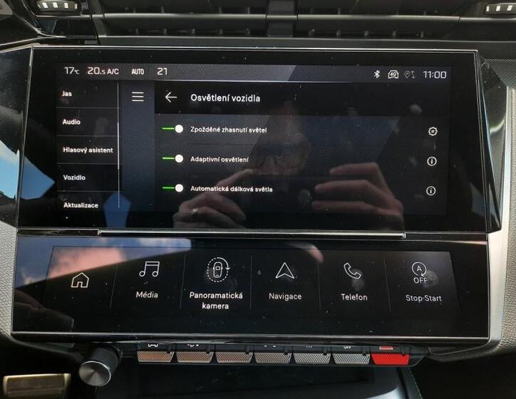 Peugeot 408 26