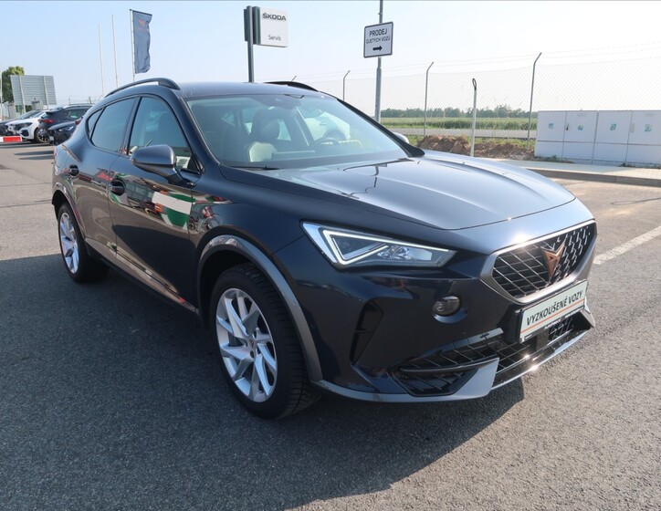 Cupra Formentor 8