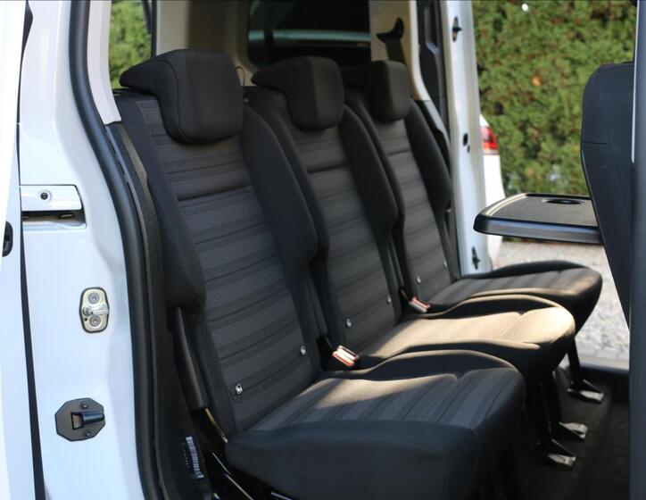 Opel Combo 48