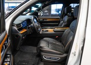 Jeep Grand Wagoneer 17