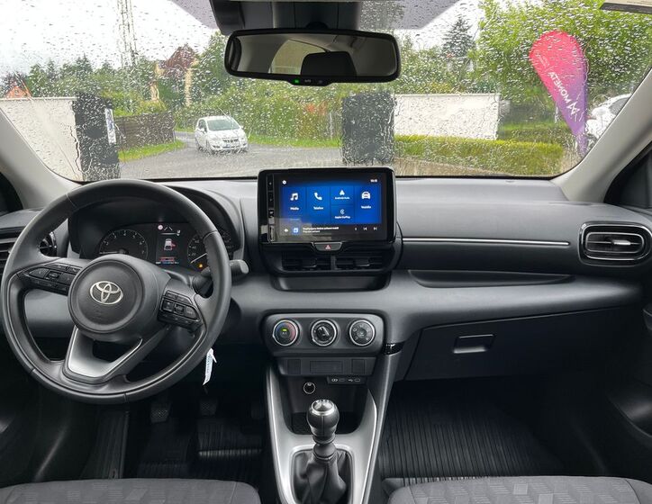 Toyota Yaris 18