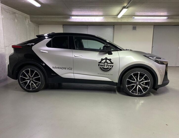 Toyota C-HR 4