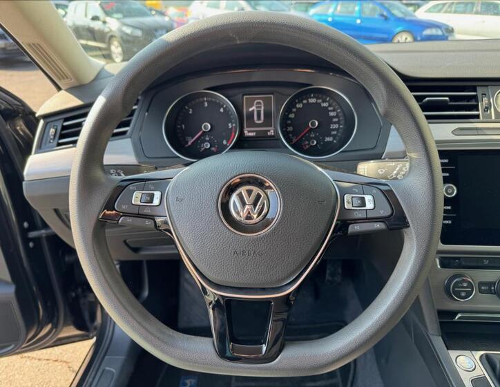 Volkswagen Passat 14