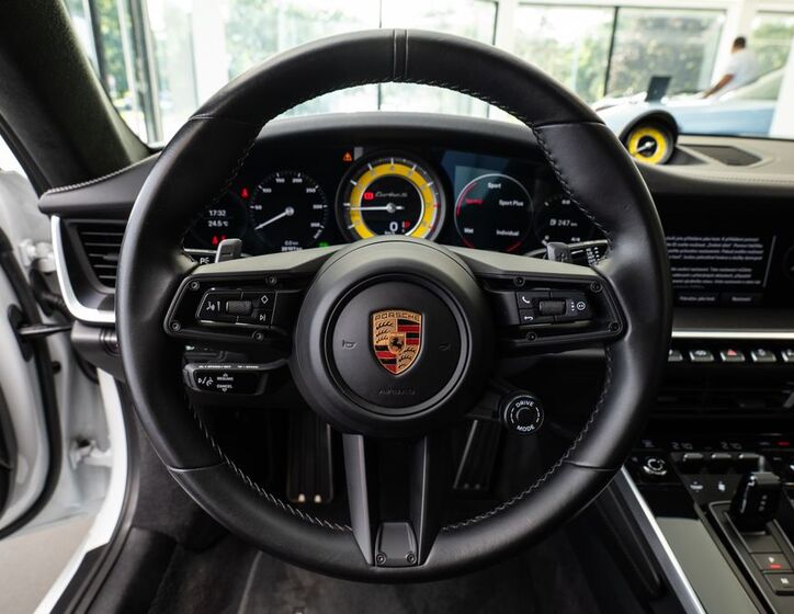Porsche 911 6