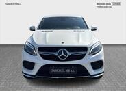 Mercedes-Benz GLE 8