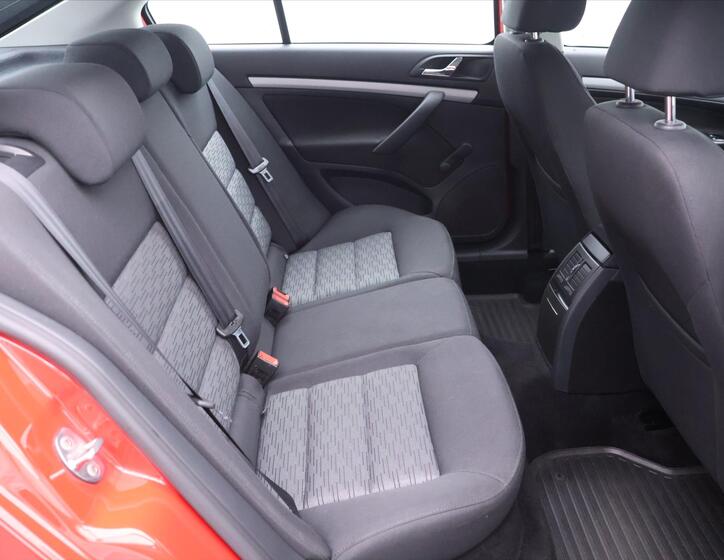 Škoda Octavia 24