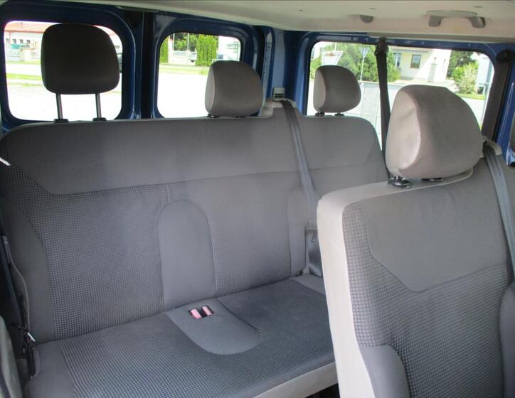 Opel Vivaro 16