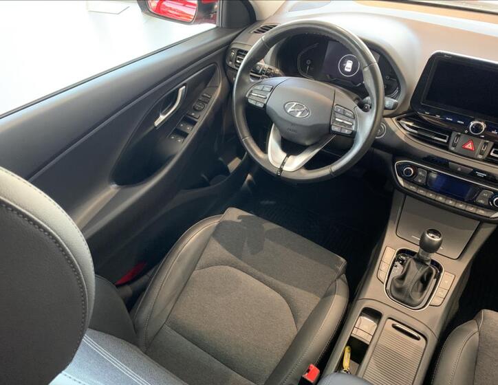 Hyundai i30 19