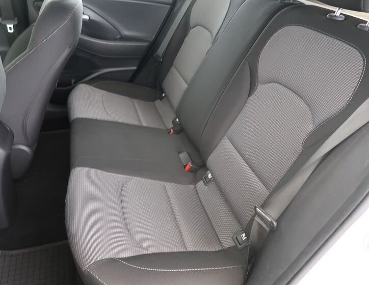 Hyundai i30 10