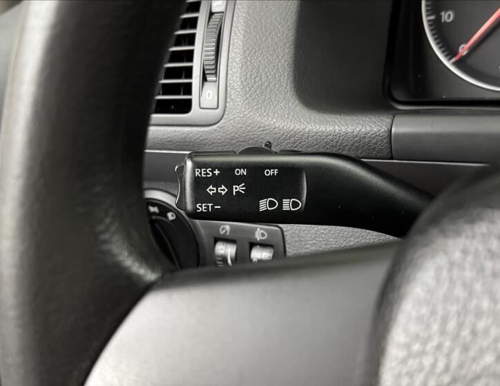 Volkswagen Touran 10